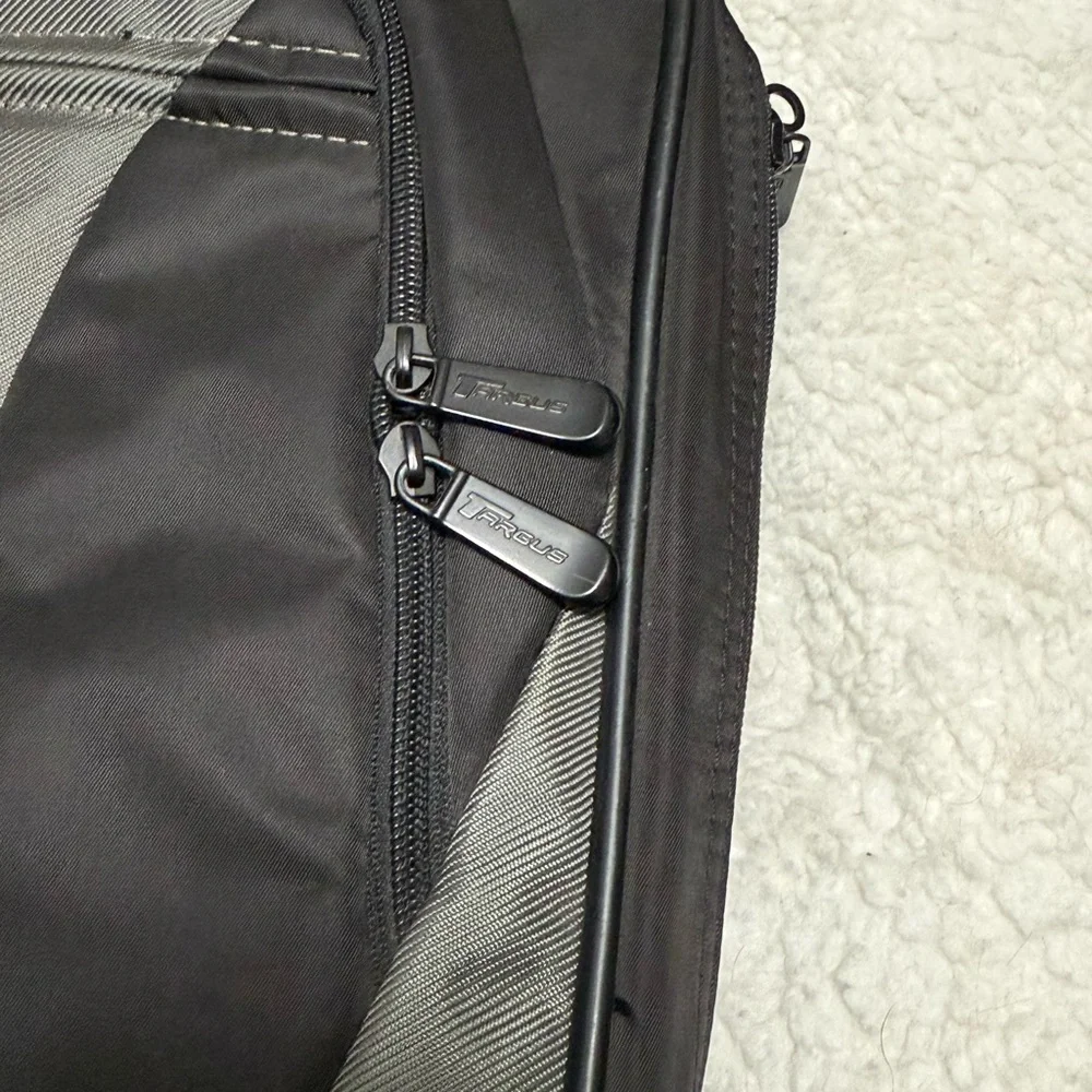 NWOT Targus CVR400 Laptop Briefcase 14–15” Computer Case Travel Work Bag
